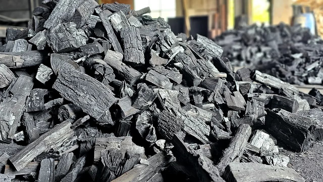 Natural KOM Charcoal from Beech, Oak and Hornbeam